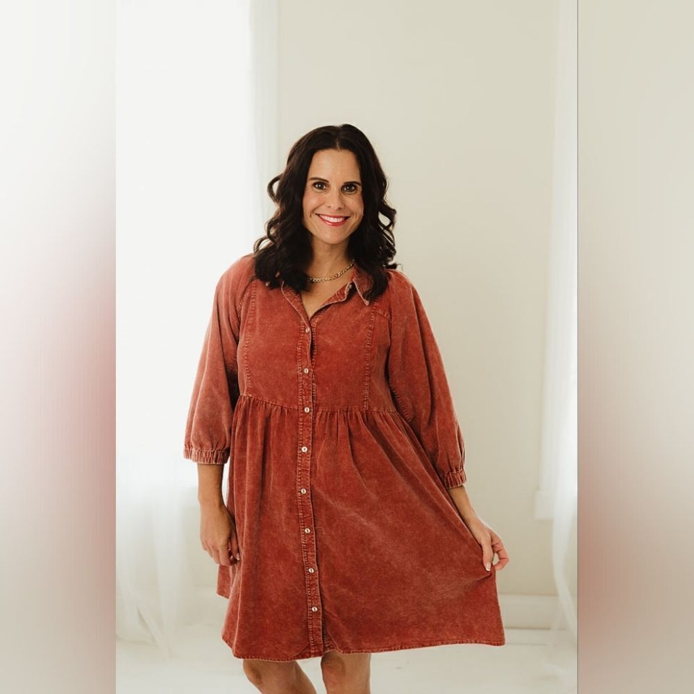 Umgee Cotton Corduroy Button Down Dress NWT Size M Rust Mineral Wash